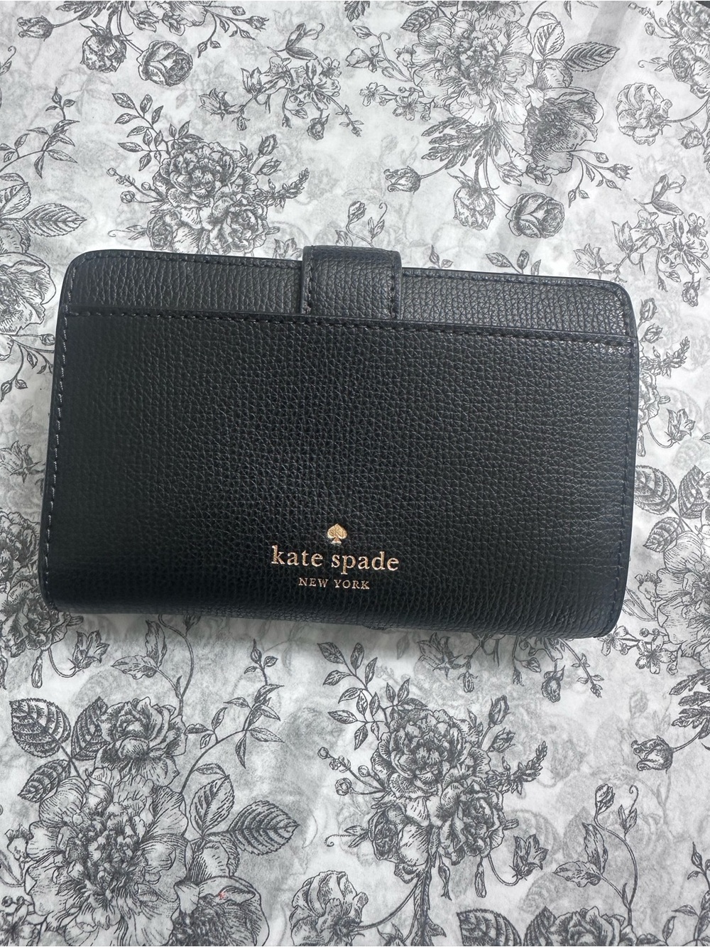kate spade Black Pebbled Leather Continental Wallet with Gold Logo